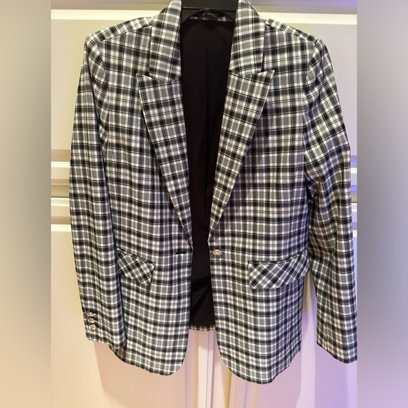 ELIE TAHARI
collection PLAID SINGIE BUTTON BLAZER size 6 new - Picture 9 of 10